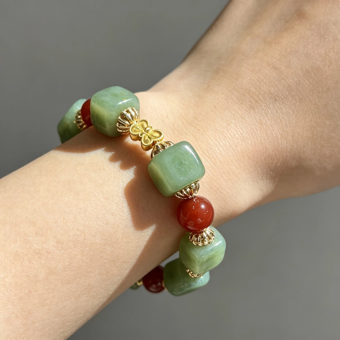 Green Aventurine Carnelian Beaded Bracelet, Natural Stone Bracelet with Gold Spacers for Men Women