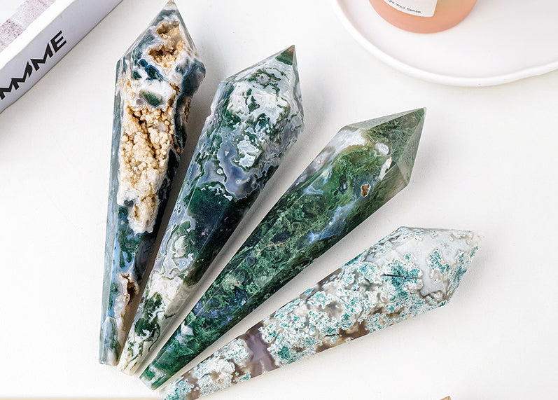 Natural crystal aquatic plant agate pendulum column