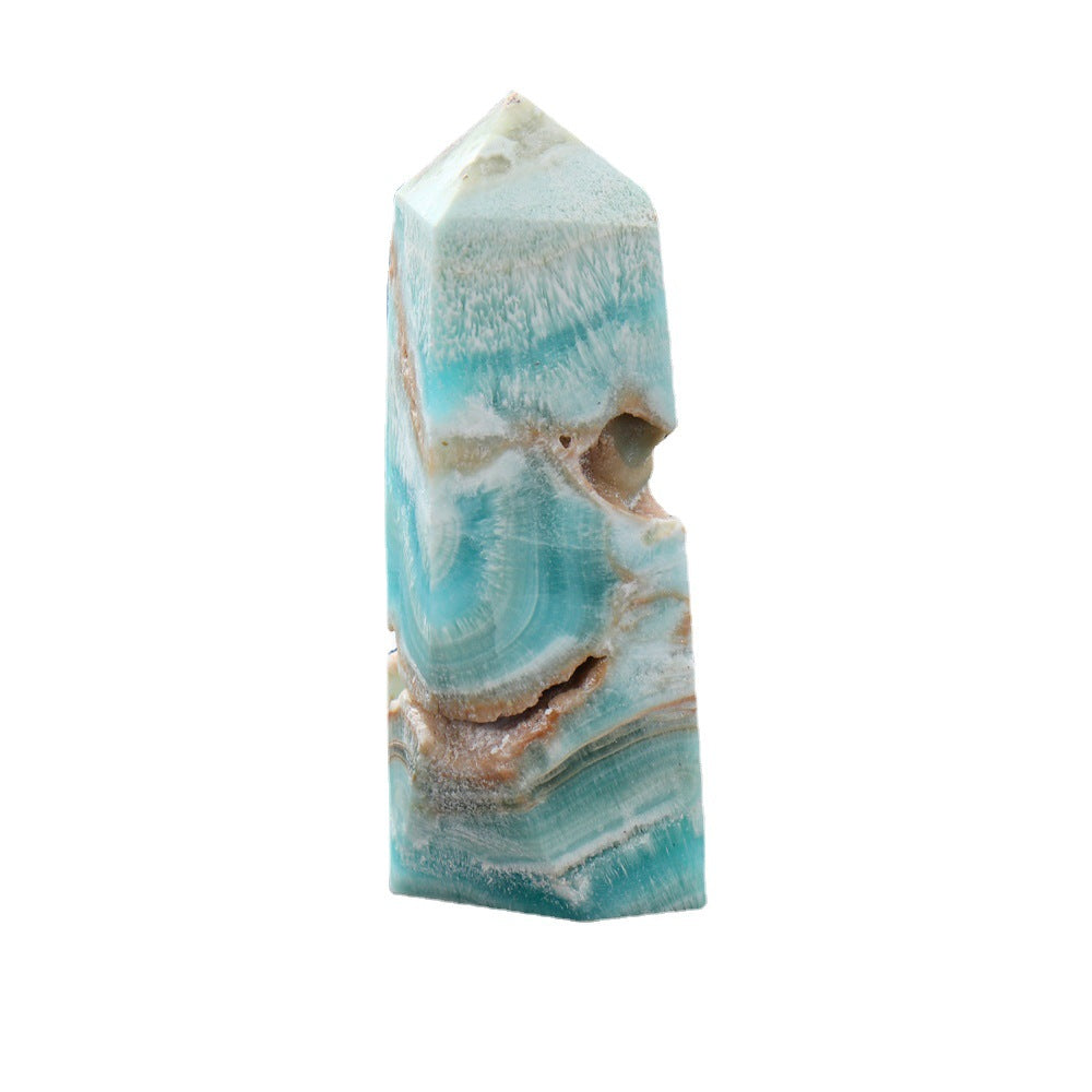 Natural heteropolite tetragonal single-pointed crystal column