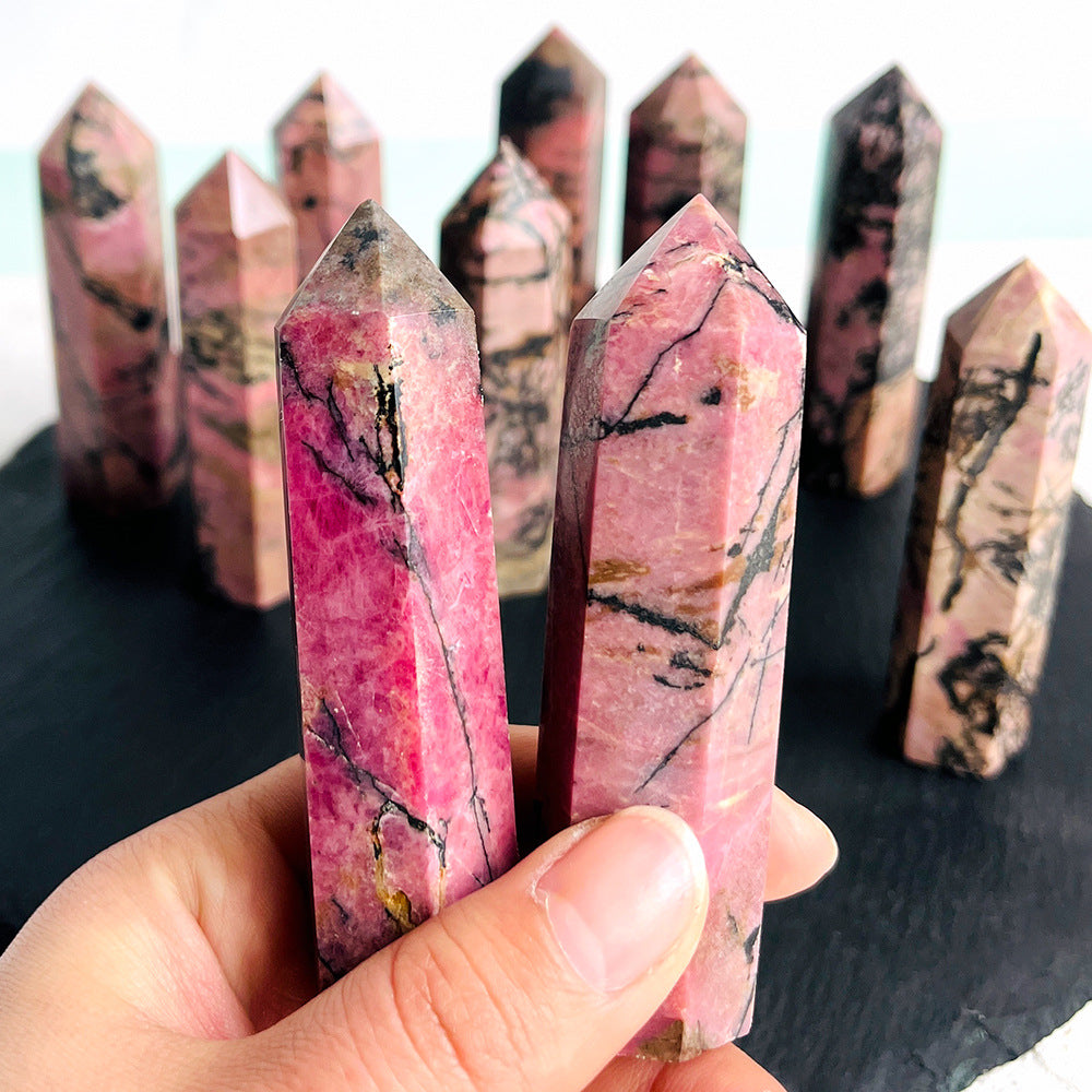 Natural rosopyroxene hexagonal crystal column